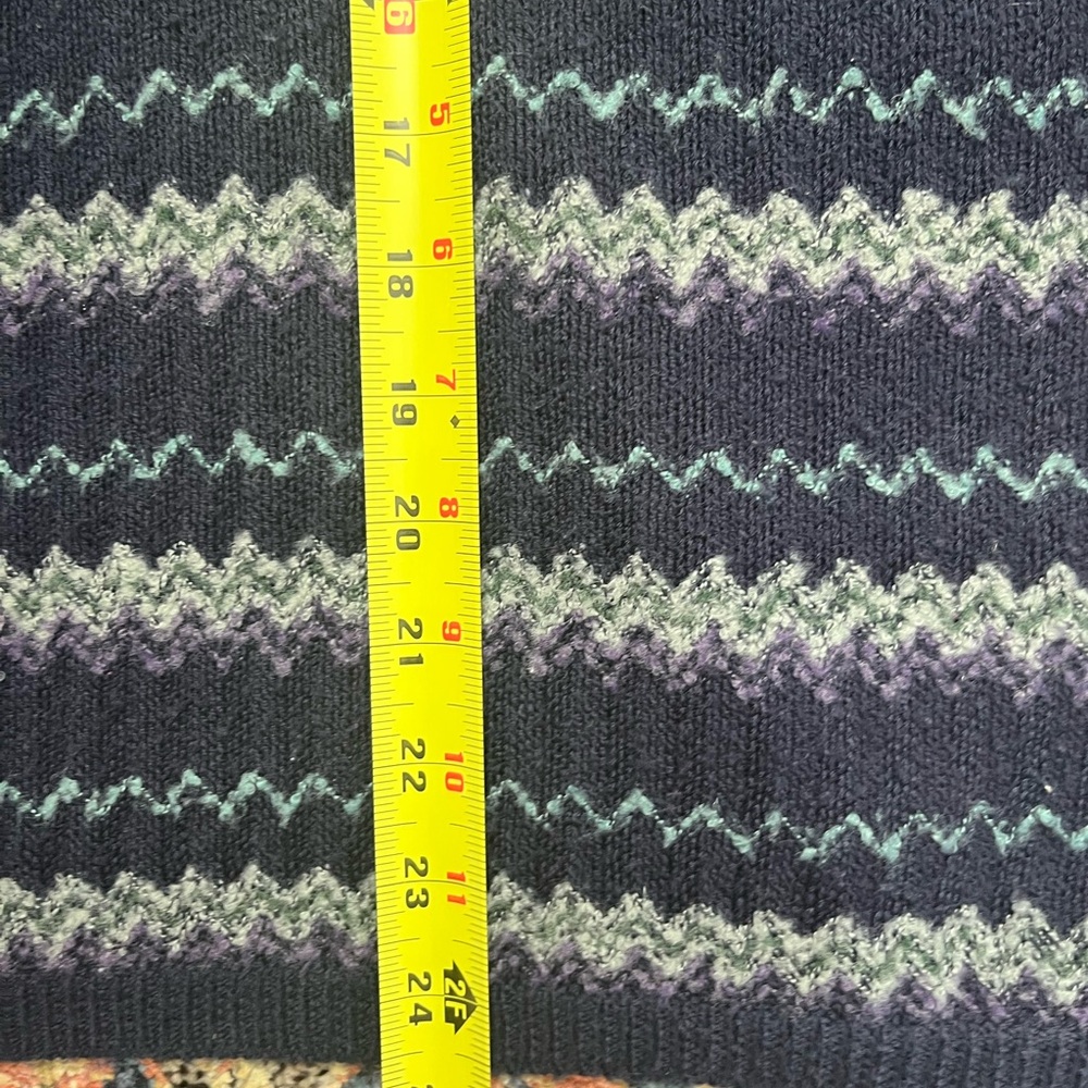 Women’s Elizabeth by Liz Claiborne size 1 wool blend Sweater. - Picture 6 of 10